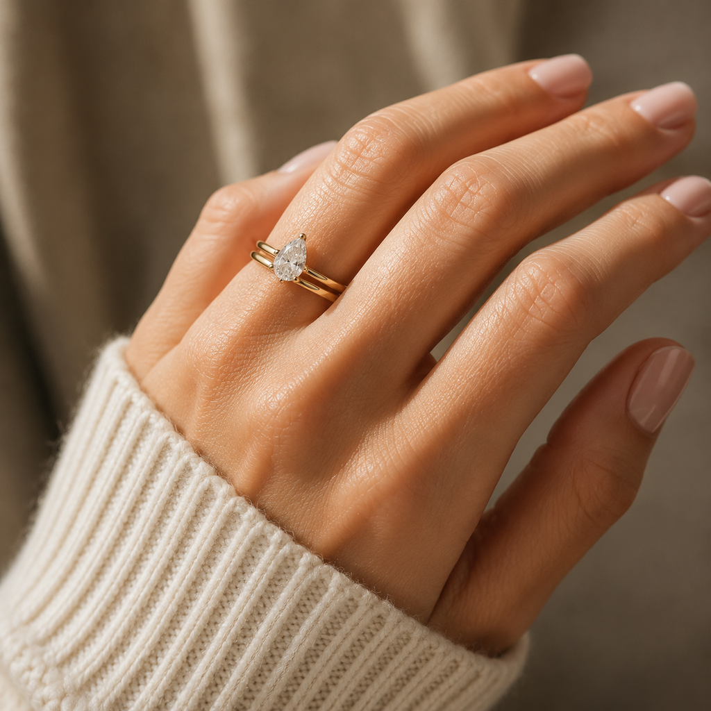 The Continuum Ring ⬩ Slim