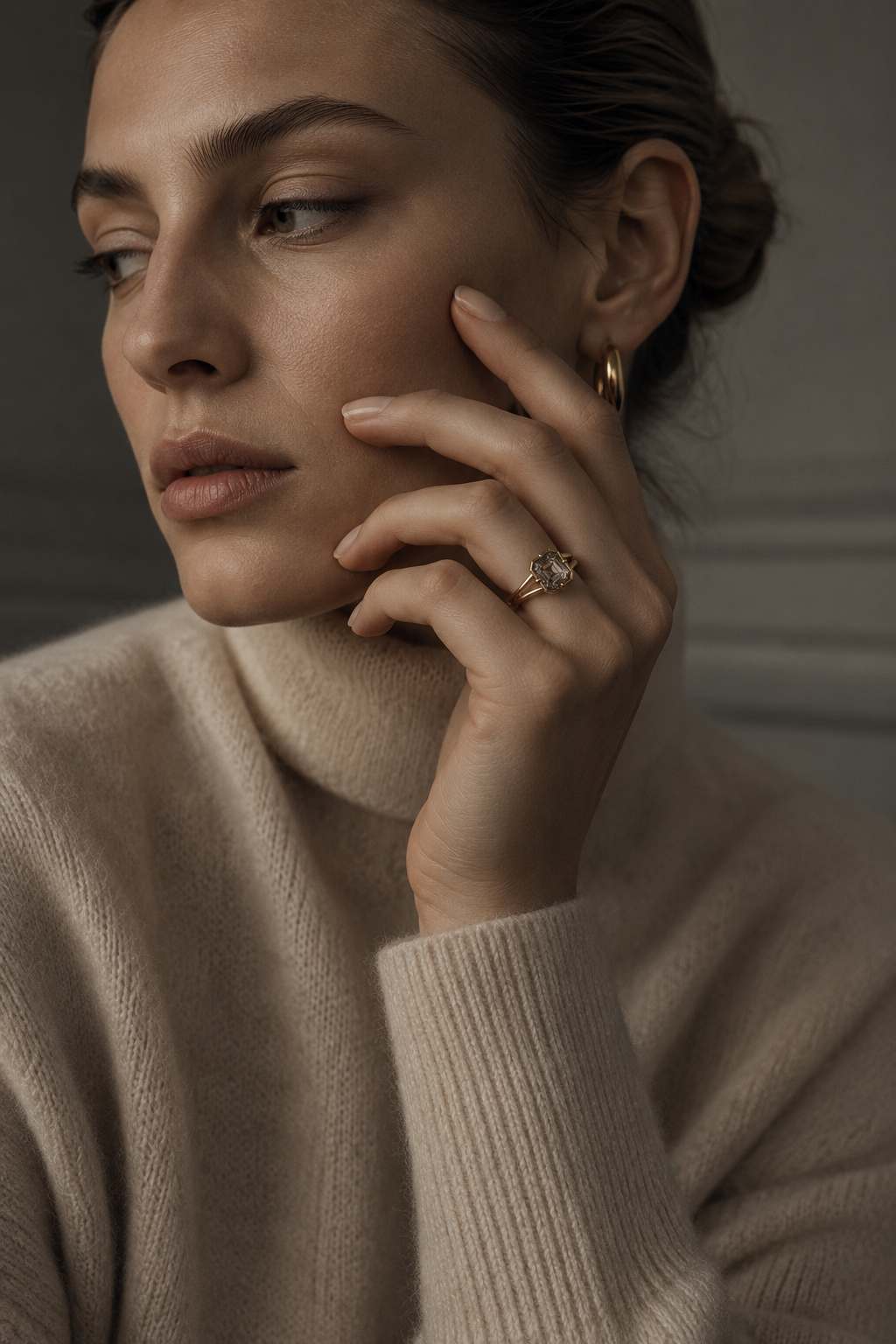 The Vestige Ring in Smoke