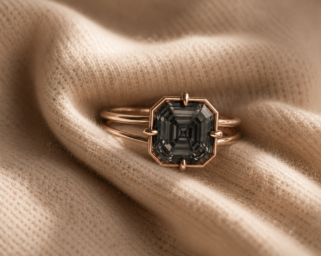 The Vestige Ring in Smoke