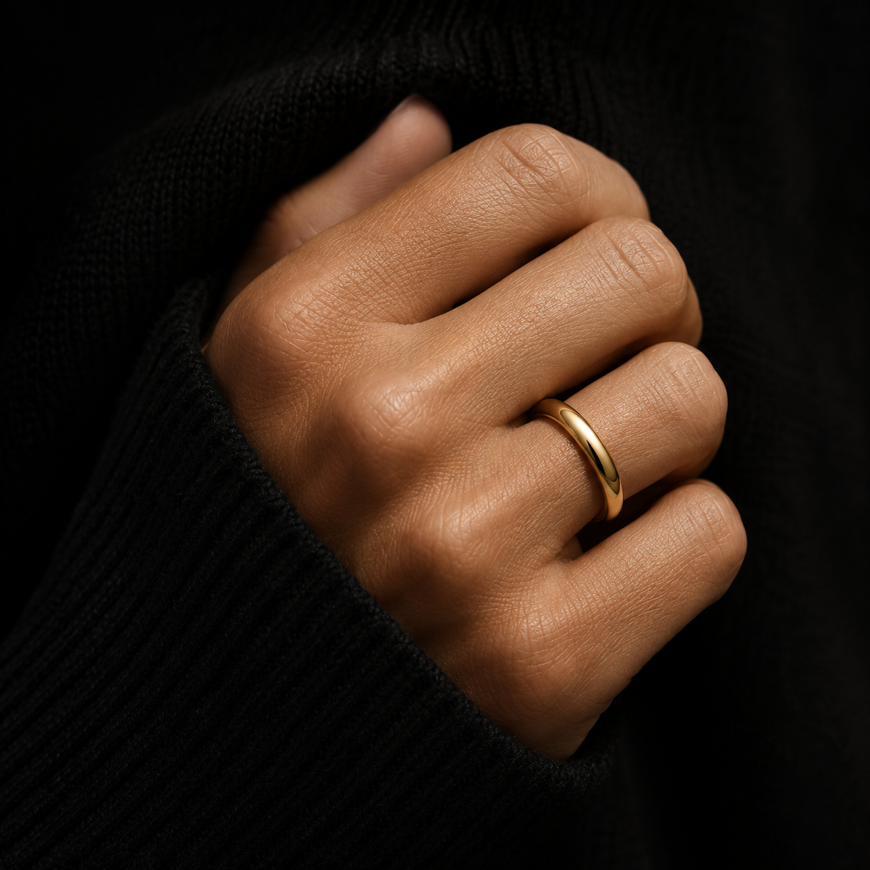 The Continuum Ring ⬩ Classic