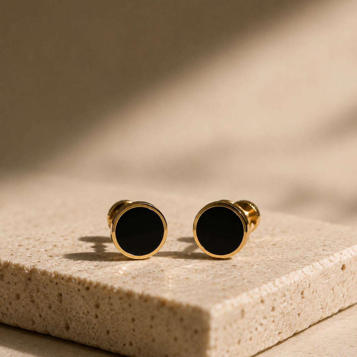 Signature Studs ⬩ Black Onyx