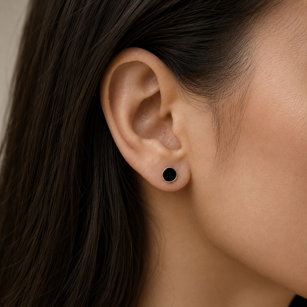 Signature Studs ⬩ Black Onyx
