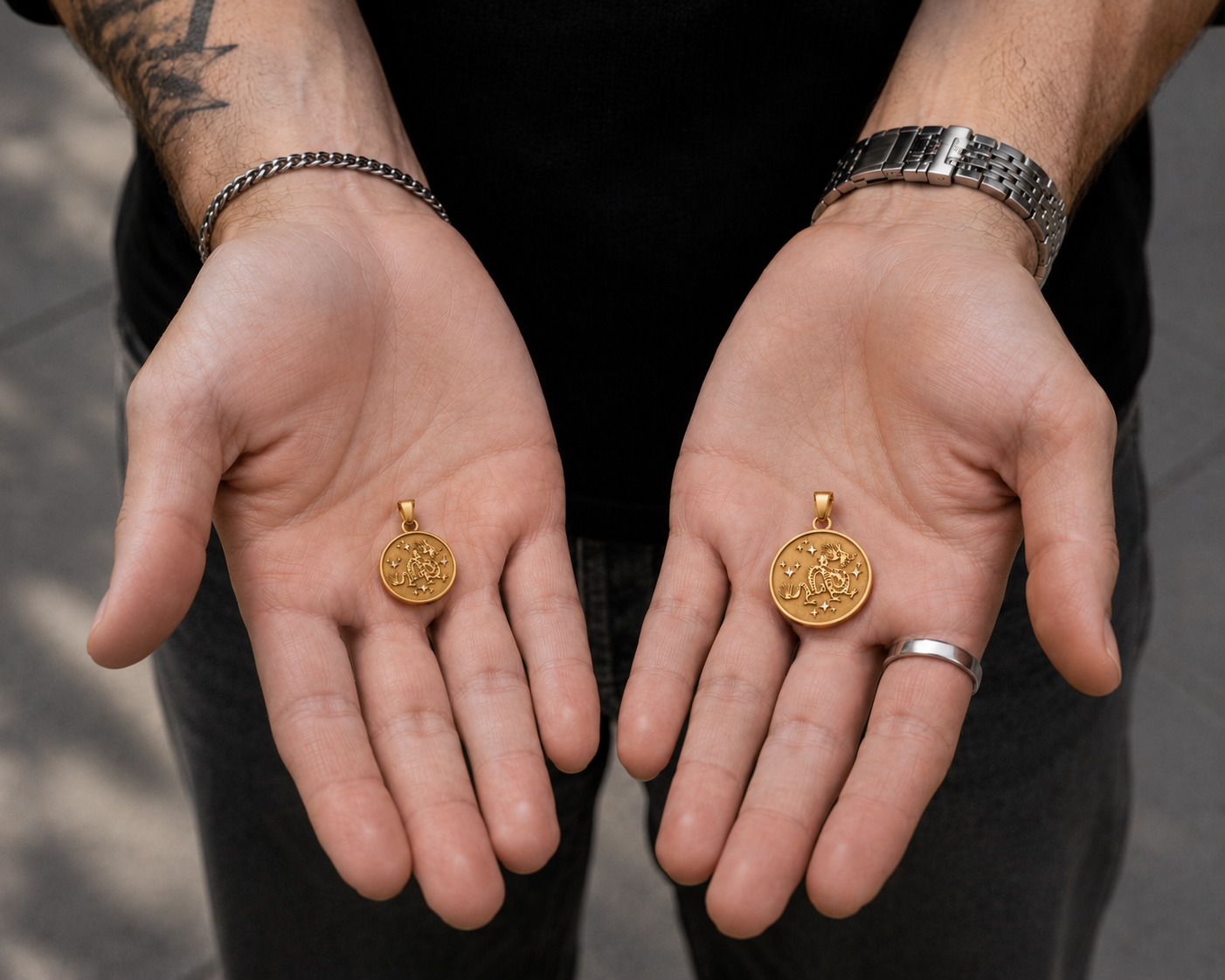 Dragon (龍) Lunar Zodiac Medallion