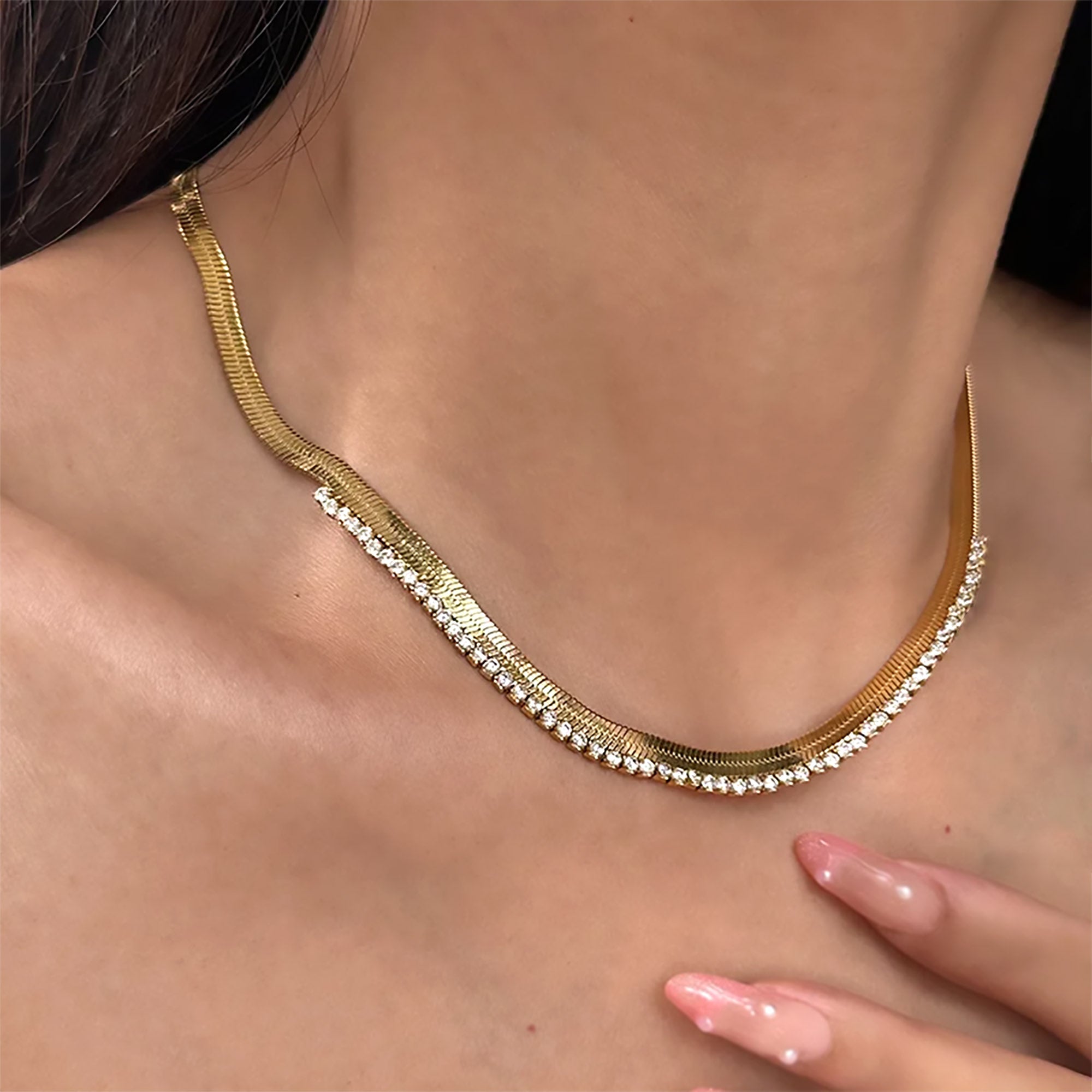 Lumière Herringbone Tennis Necklace