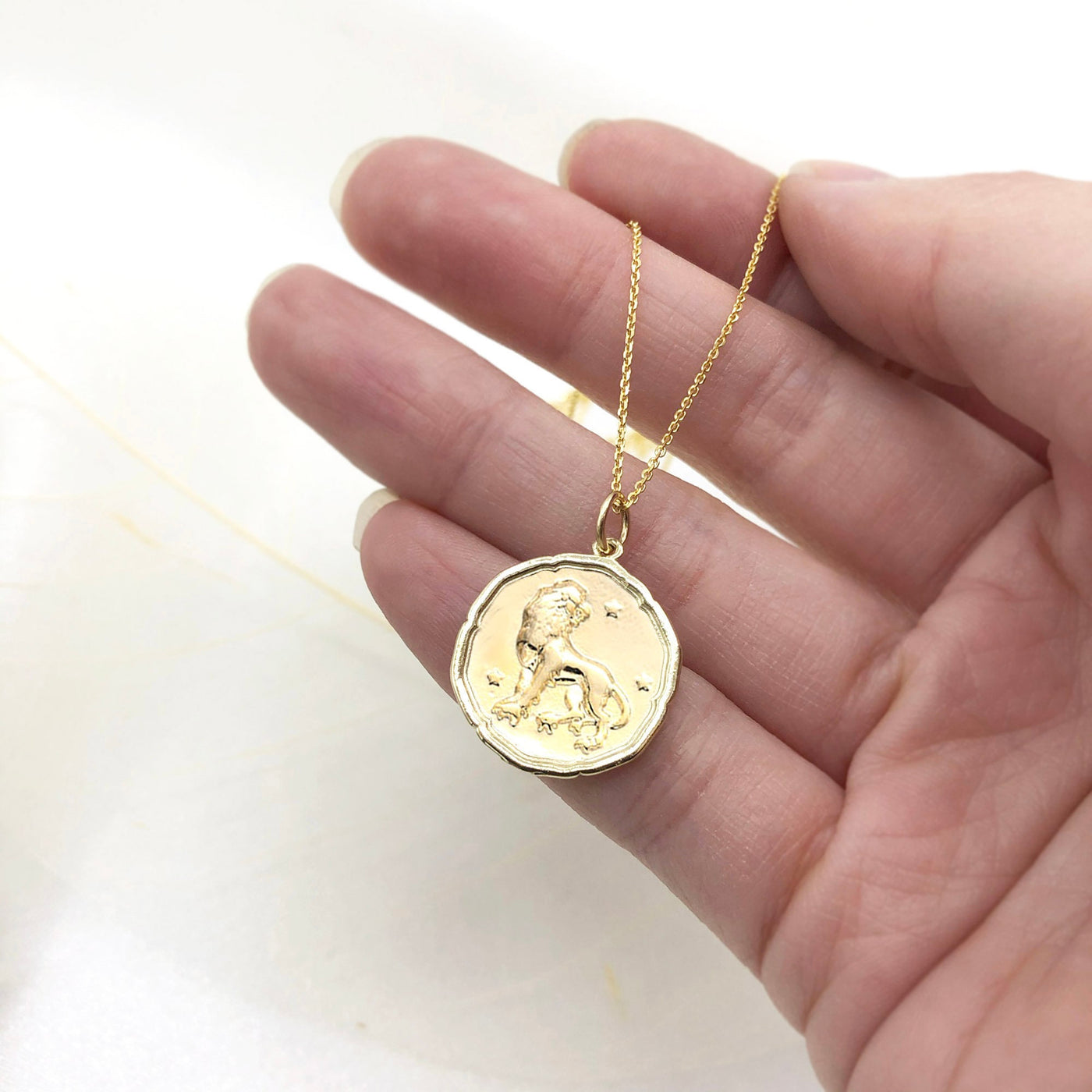 Leo Zodiac Medallion Necklace with Scalloped Edge