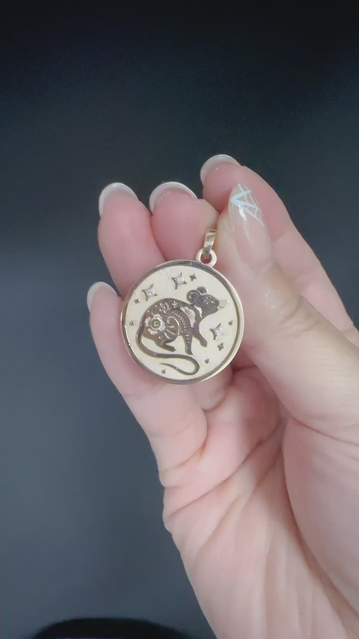 Rat (鼠)  Lunar Zodiac Medallion