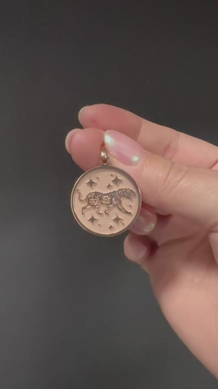 Tiger (虎) Lunar Zodiac Medallion