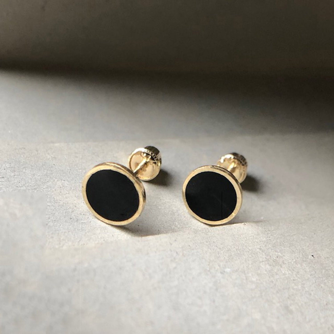 14K Gold Border Black Onyx Circle Earrings