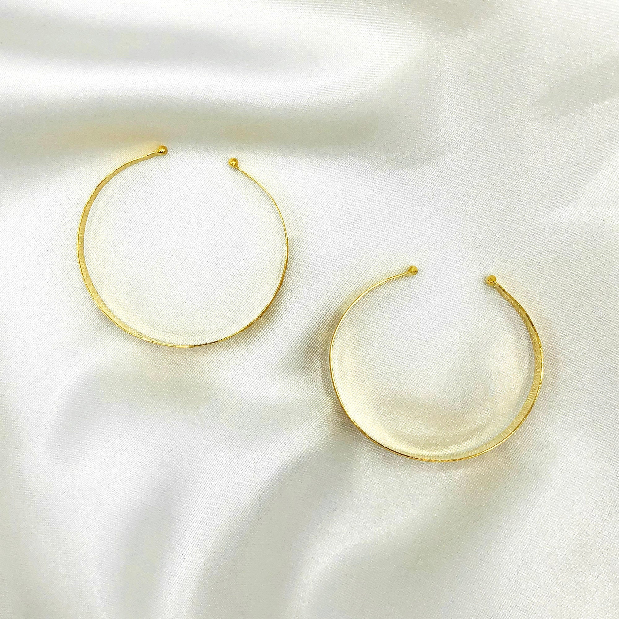Traditional Korean 1st Birthday Bangle (돌 팔찌) in 24K Solid Gold
