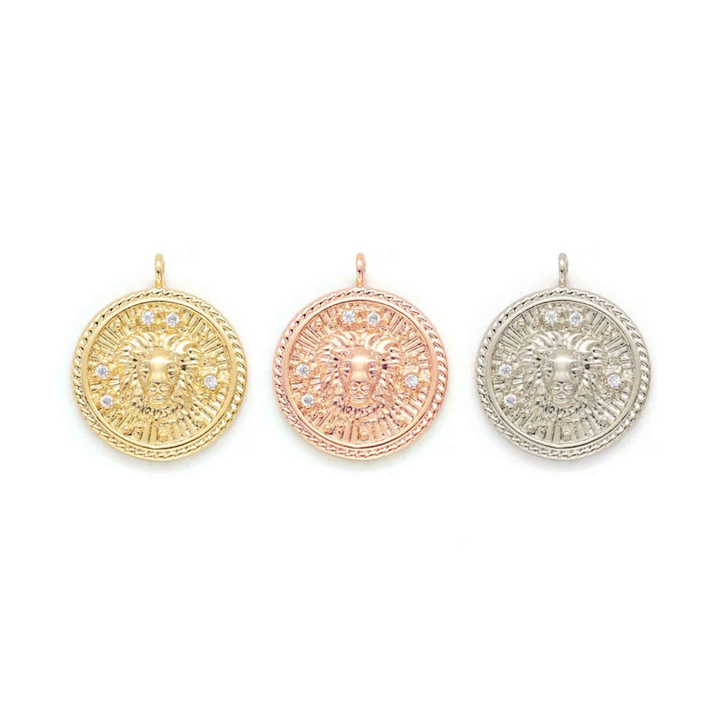 Leo Diamond & Guilloché Zodiac Pendant Necklace