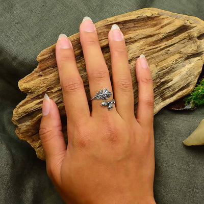 Adjustable Oak Leaf and Acorn Ring